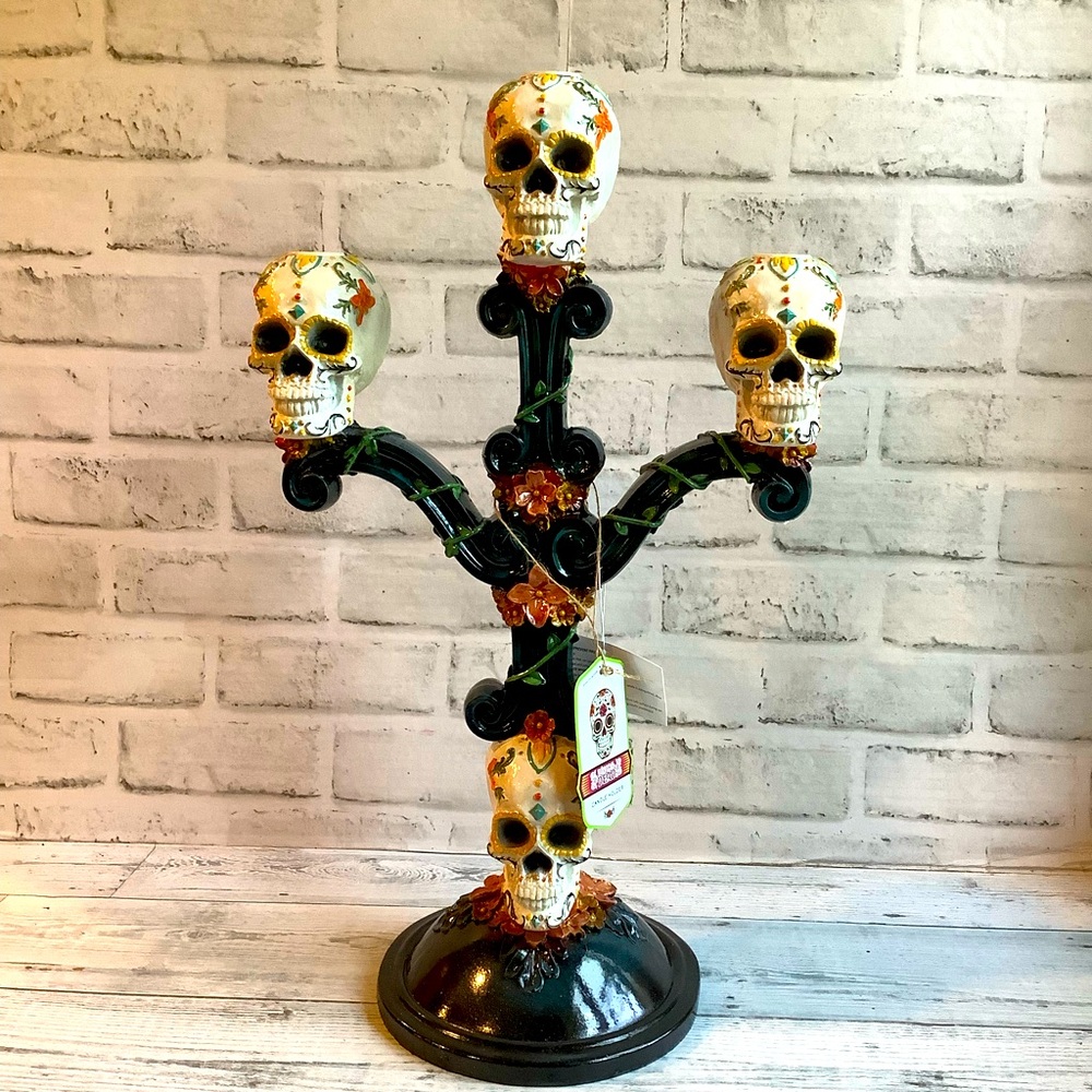 DIA DE LOS MUERTOS Skull Candelabra Decor